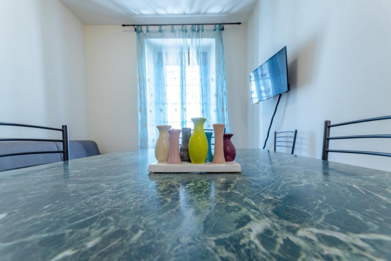 Aosta Centre Apartments - Porta Pretoria 56 מראה חיצוני תמונה
